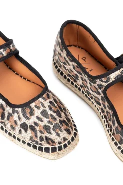 bailarina mujer Popa lira leopardo negro