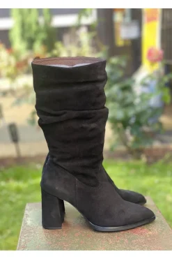 Bota Wonders M-5401 Negra