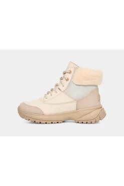 Botin Mujer Ugg yose fluff v2 1130901 white Pine