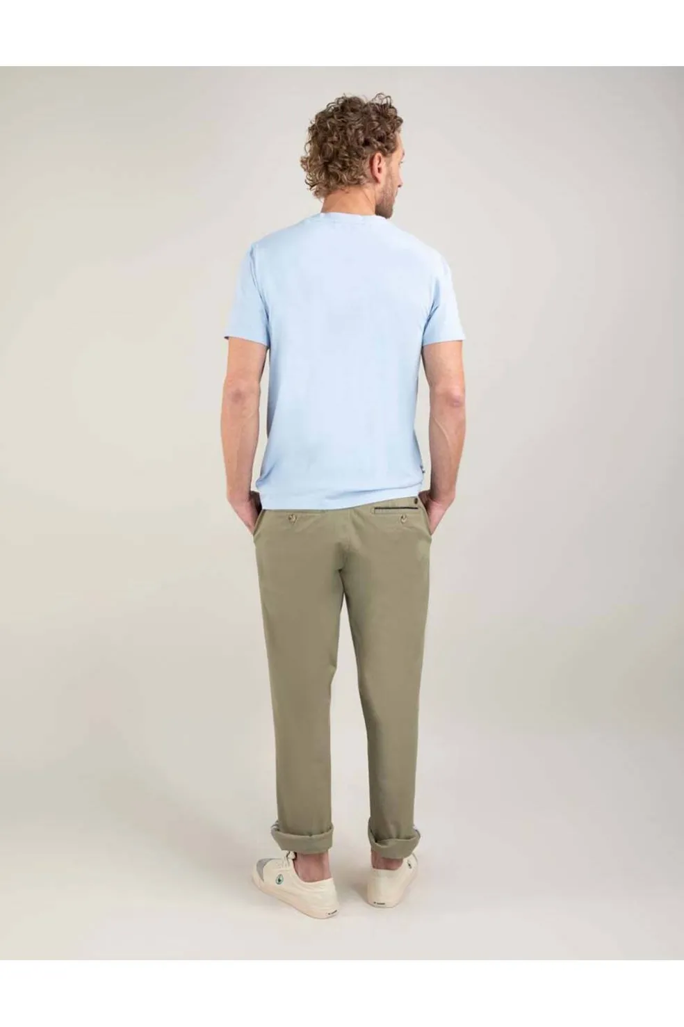 camiseta Hombre El Ganso 1100s 250067 cuello caja garment dyed celeste