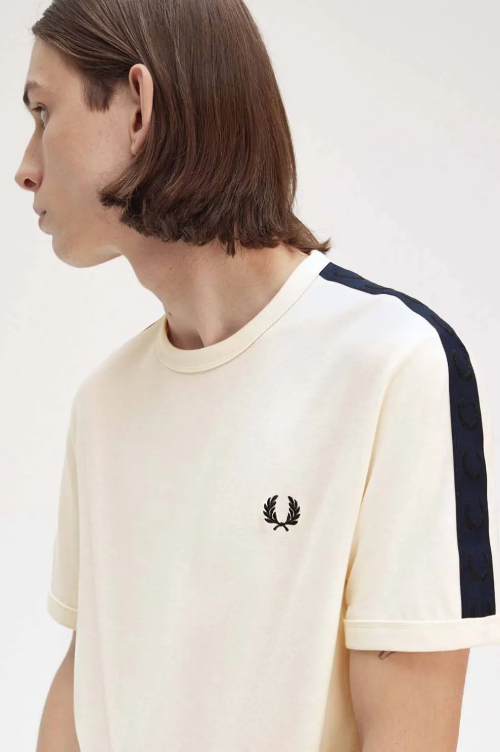 camiseta hombre Fred Perry m4613 170 crudo