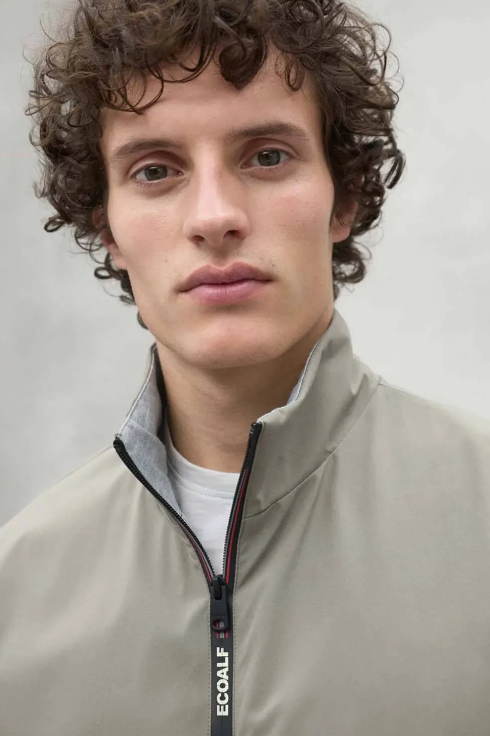 Chaqueta hombre Ecoalf james 066 tobacco