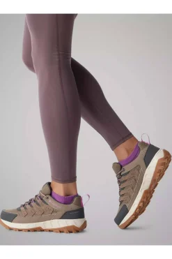 Deportivo Mujer Columbia Strata Trail Low WP 2078551 252 Wet Sand Berry Patch