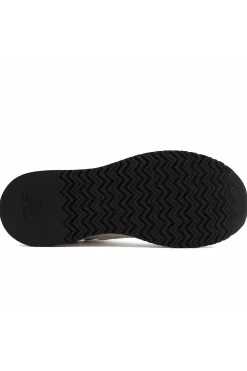 Deportivo Mujer New Balance GC323AC