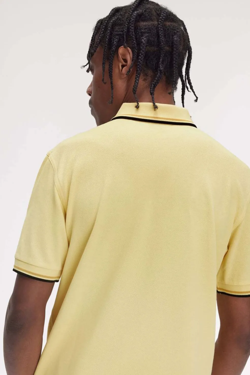 polo hombre Fred Perry m3600 y61 dorado nido de abeja negro