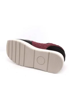 Zapatilla mujer Xti 43216 burdeos